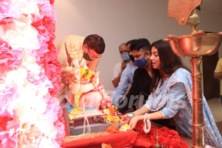 Bhushan Kumar and Divya Khosla Kumar Bid Adieu to T-Series Ganpati Bappa