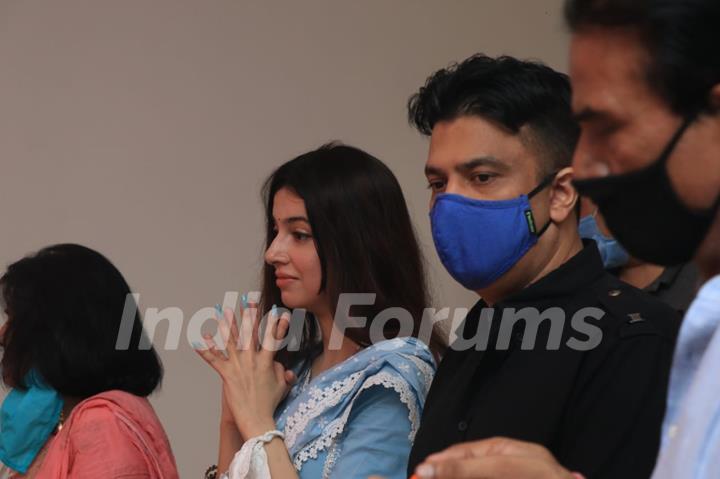 Bhushan Kumar and Divya Khosla Kumar Bid Adieu to T-Series Ganpati Bappa