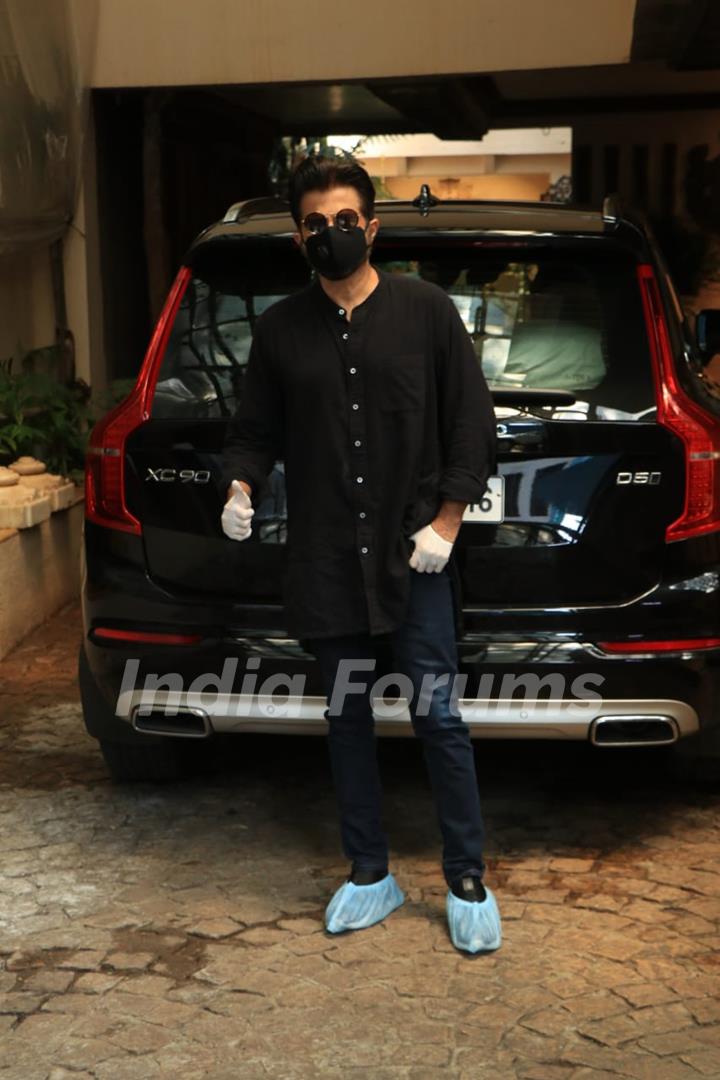 Anil Kapoor snapped at Juhu