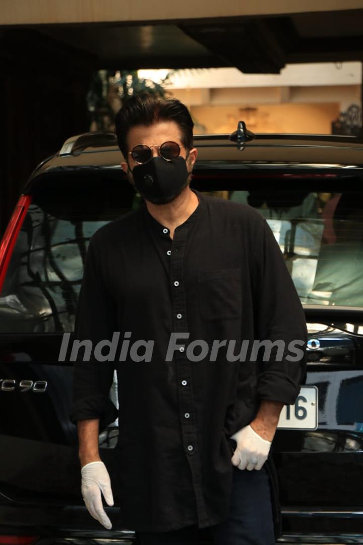 Anil Kapoor snapped at Juhu