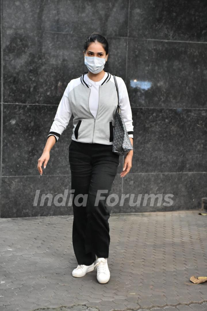 Kim Sharma snapped at a clinic 