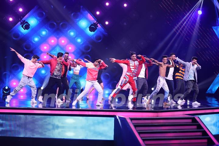 Remo & Team grace the India’s Best Dancer stage as guests!