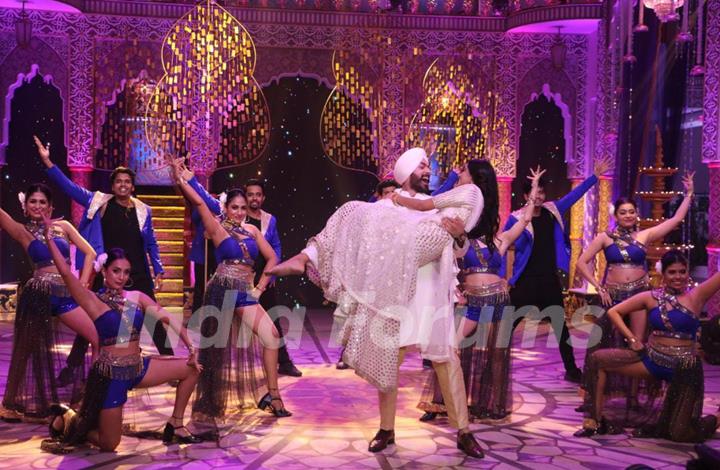 Check out the pictures from the sets of Colours’ Shandaar Ravivaar...