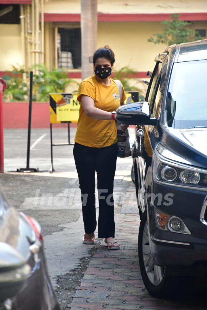 Zareen Khan snapped at gym