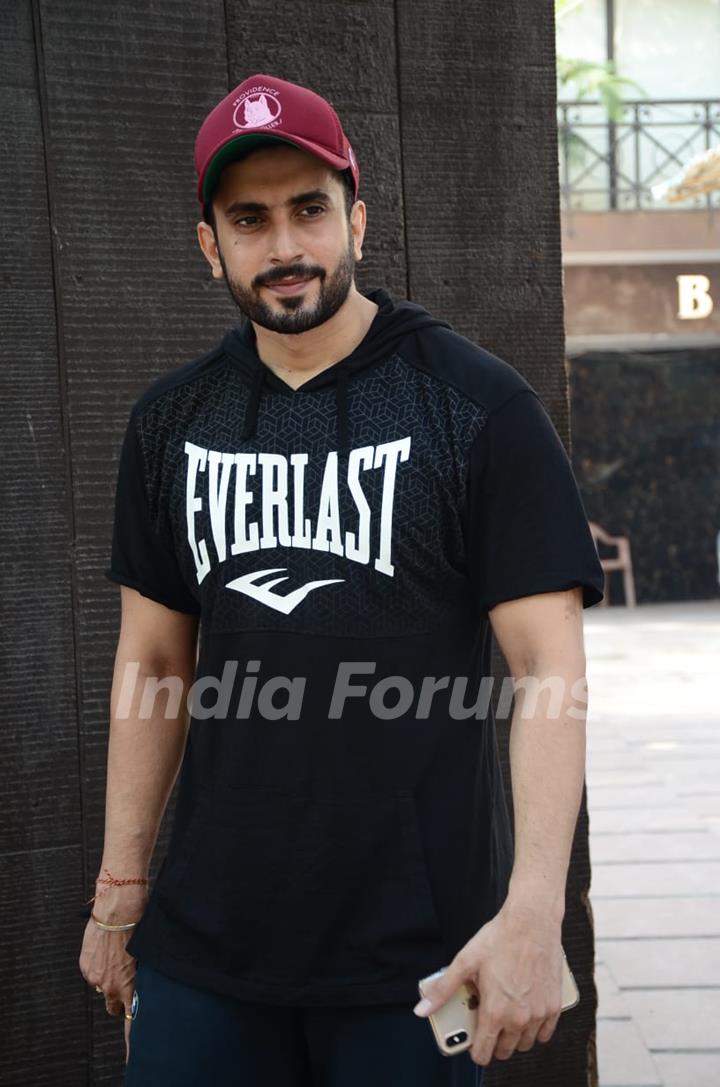 Sunny Singh snapped at gym in Juhu