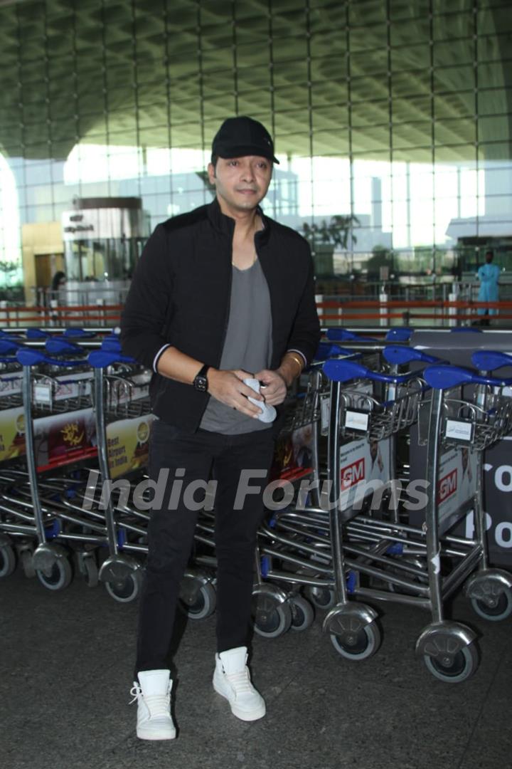 Shreyas Talpade snapped at Airport