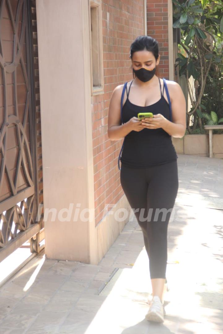 Neha Sharma spotted in Bandra