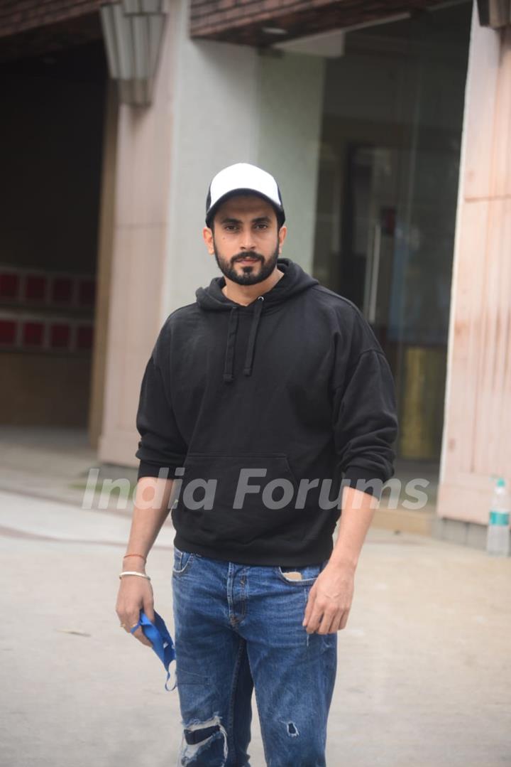 Sunny Singh snapped at Juhu