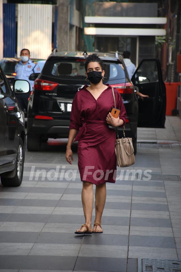 Sanya Malhotra snapped at Lokhandwala clinic