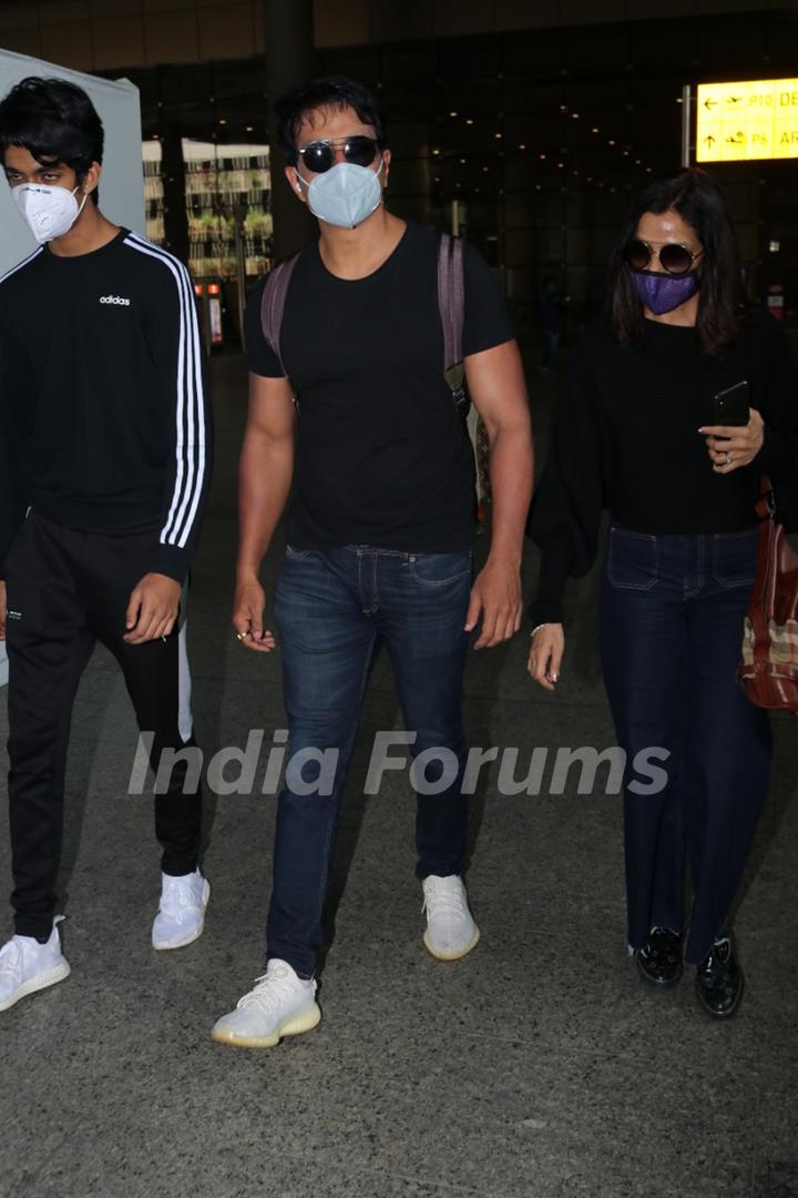 Sonu Sood snapped with family at airport