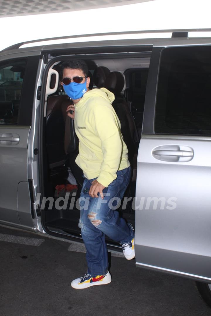 Sajid Nadiadwala snapped at Airport