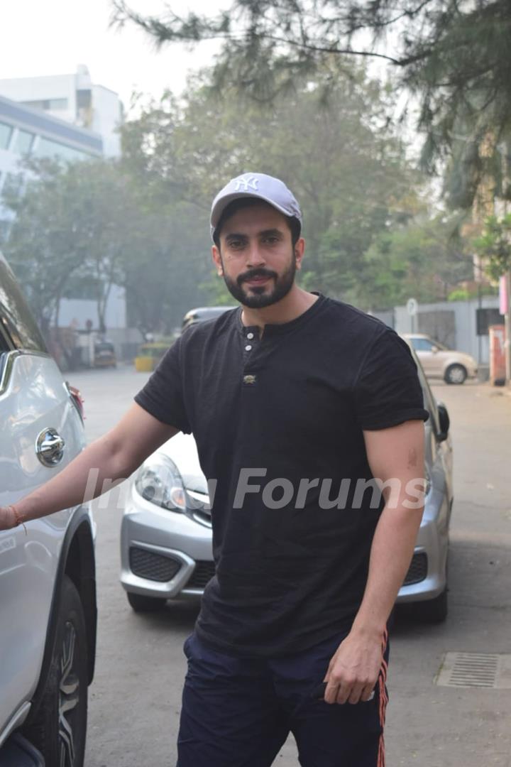 Sunny Singh snapped at Juhu