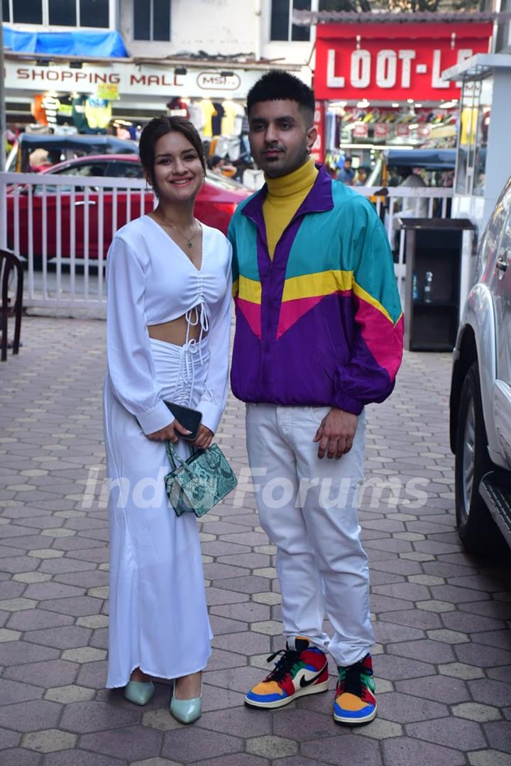 Avneet Kaur and Akull snapped at BKC, Bandra