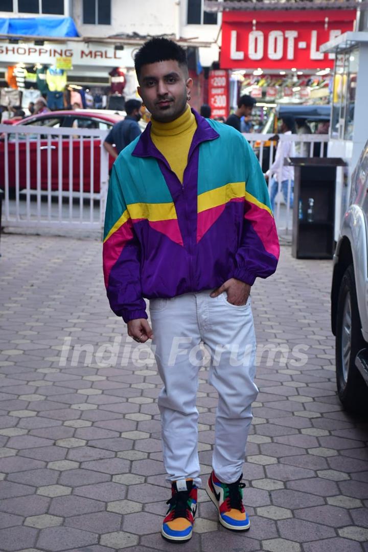 Avneet Kaur and Akull snapped at BKC, Bandra