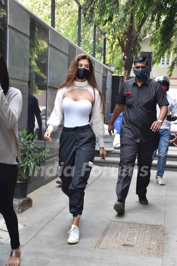 Disha Patani snapped at Puja films, Juhu 