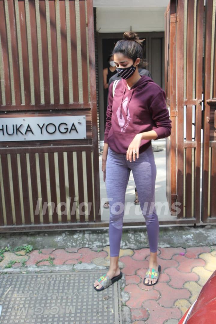 Ananya Panday snapped at yoga class 