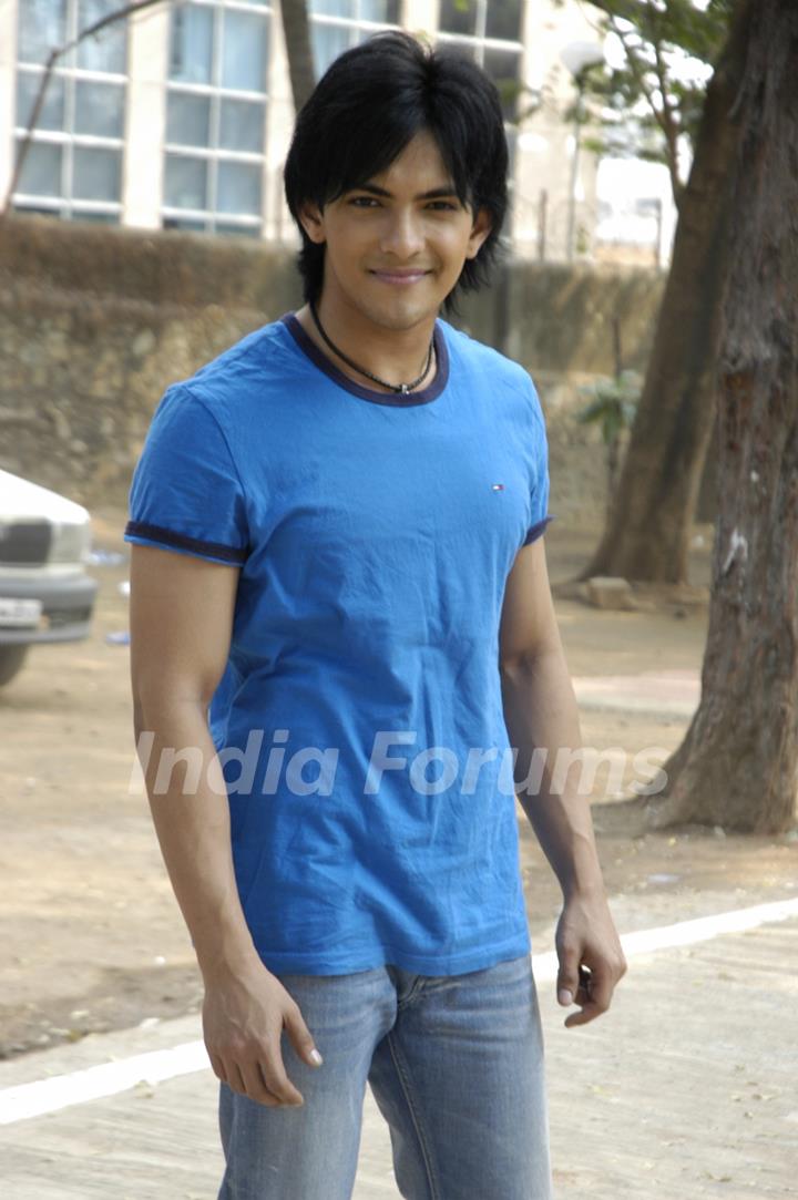 Aditya Narayan looking cool