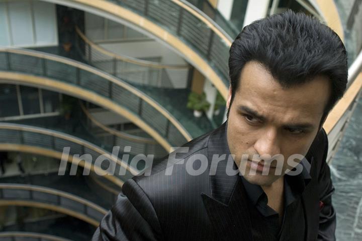 Rohit Roy looking angry