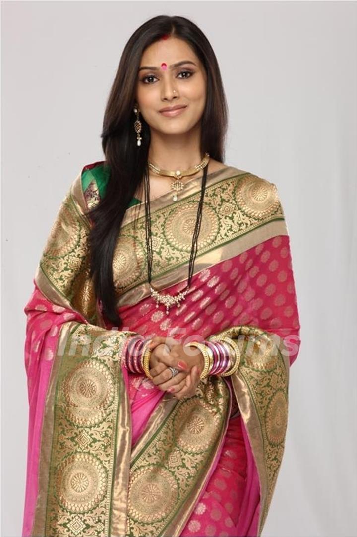 Pallavi Subhash as Aastha