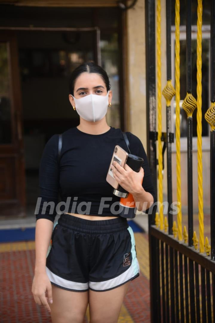 Sanya Malhotra snapped outside gym in Santacruz