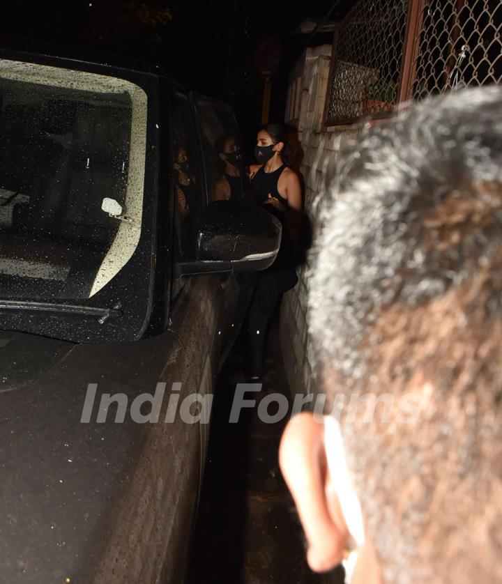 Alia Bhatt spotted in Bandra...