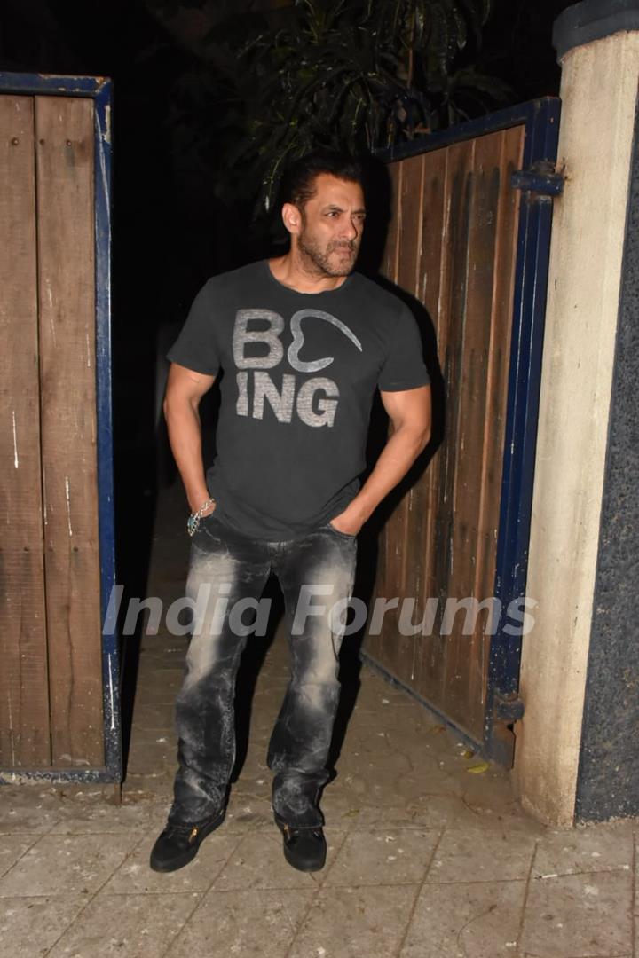 Salman Khan snapped outside a recording studio!