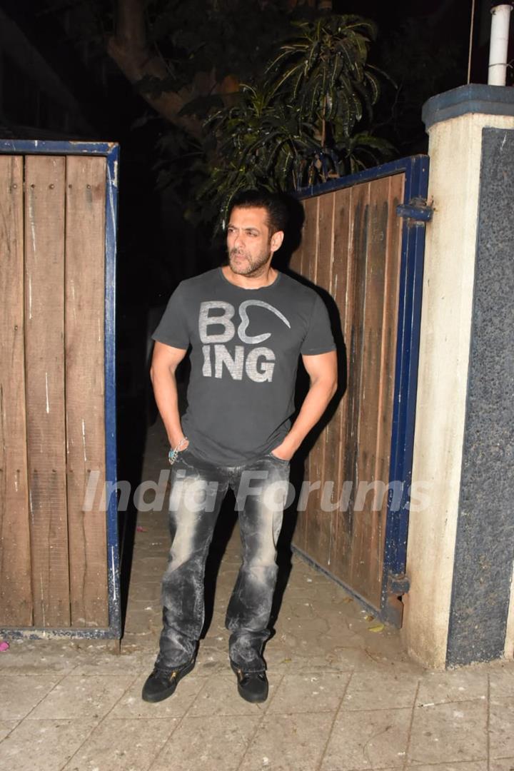 Salman Khan snapped outside a recording studio!