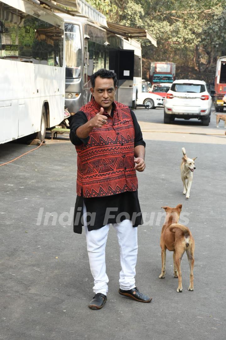 Anurag Basu snapped behind the sets of Super Dancer Chapter 4