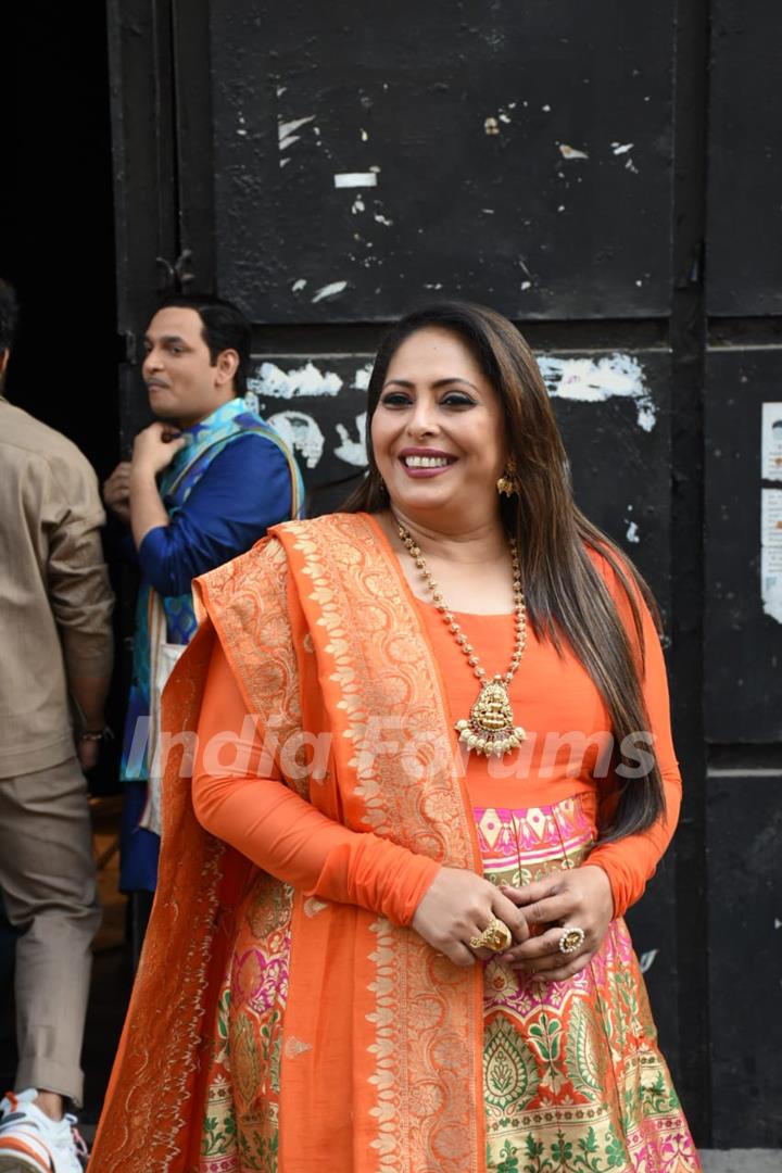 Geeta Kapur snapped behind the sets of Super Dancer Chapter 4