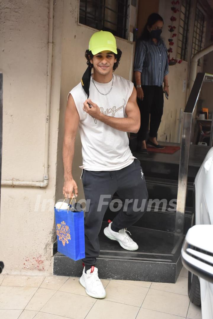 Ishaan Khattar snapped at The Matrix office, Bandra