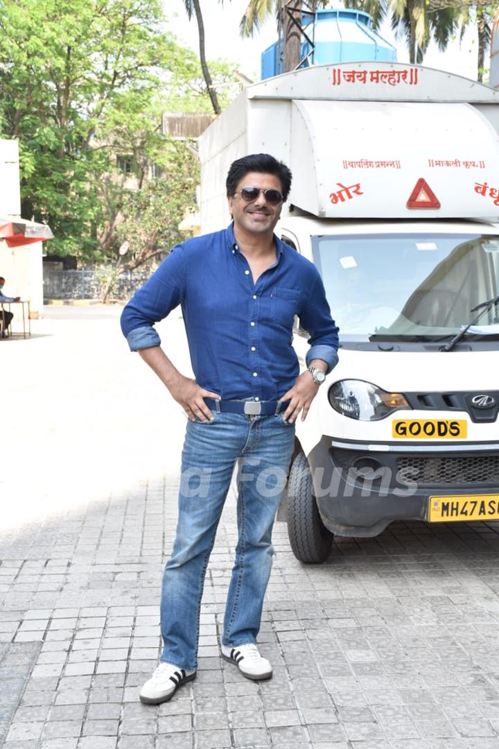 Samir Soni snapped at PVR, Juhu