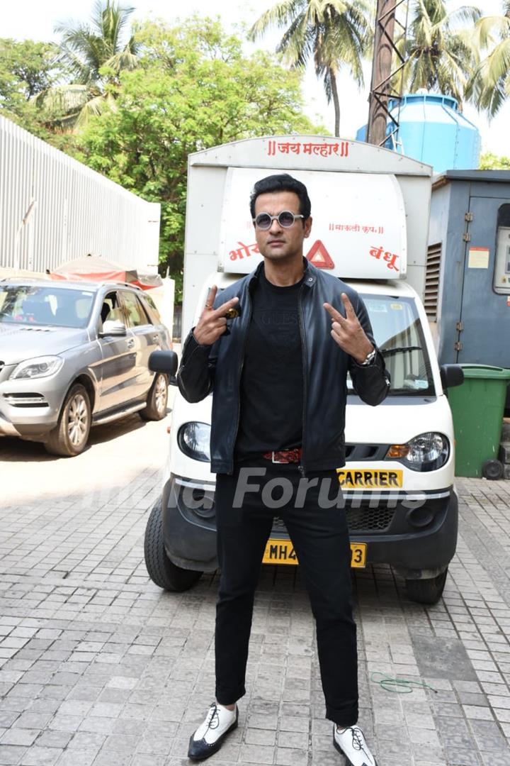 Rohit Roy snapped at PVR, Juhu