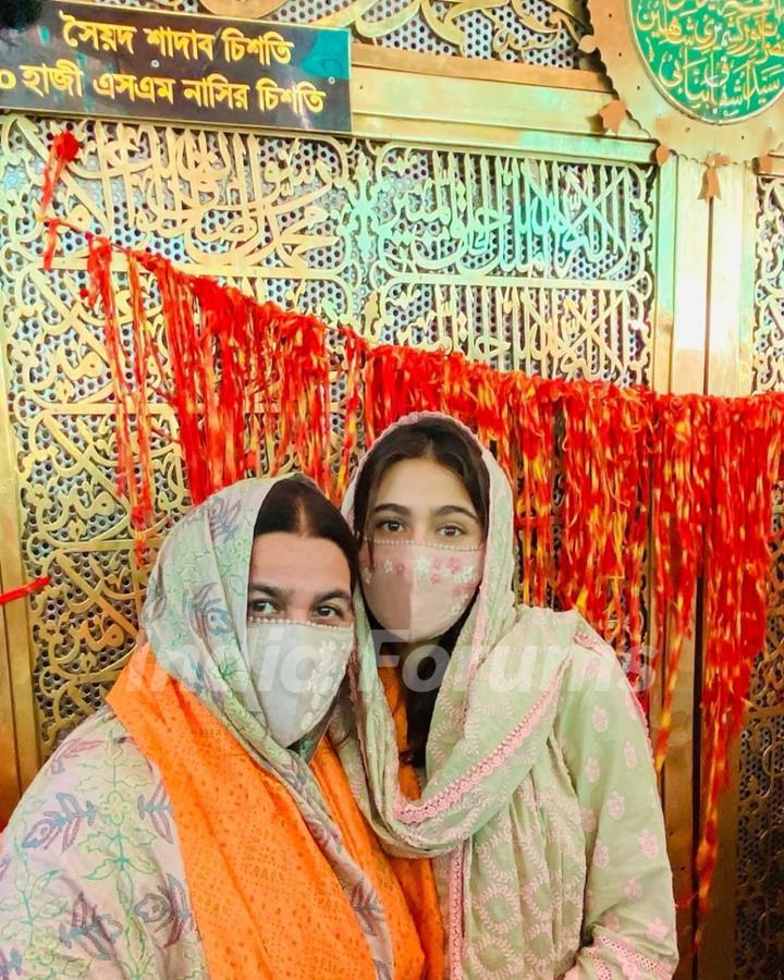 Sara Ali Khan and Amrita Arora
