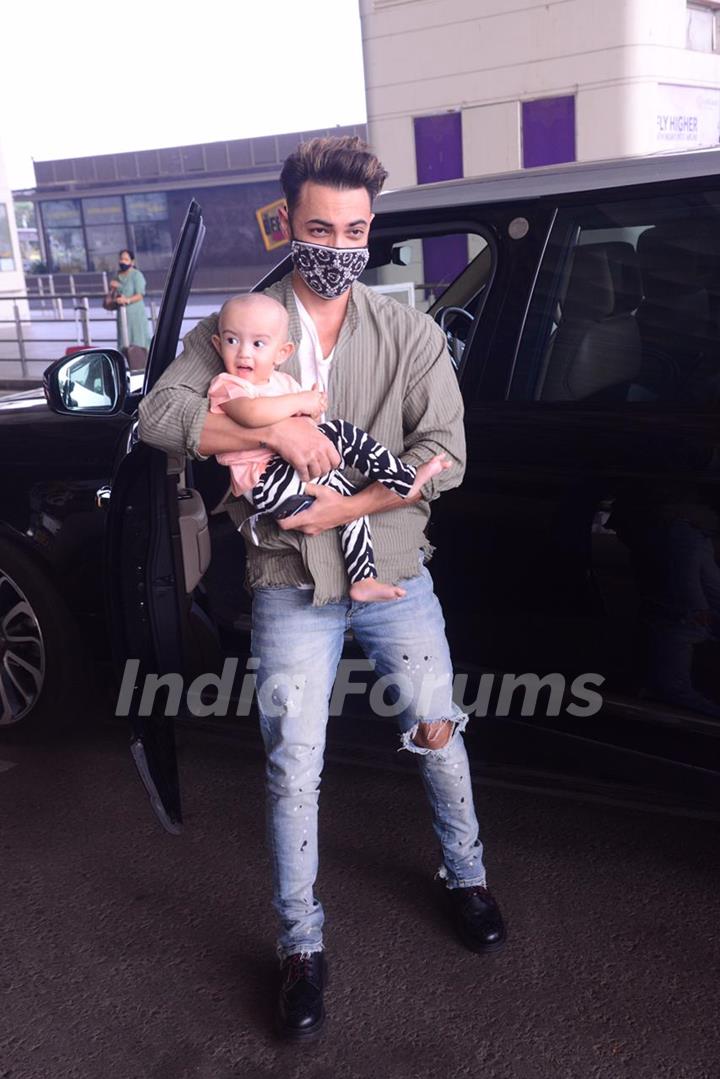 Aayush Sharma snapped at airport