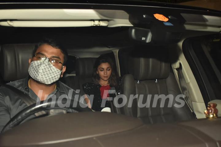 Alia Bhatt arrives at Karan Johar's residence