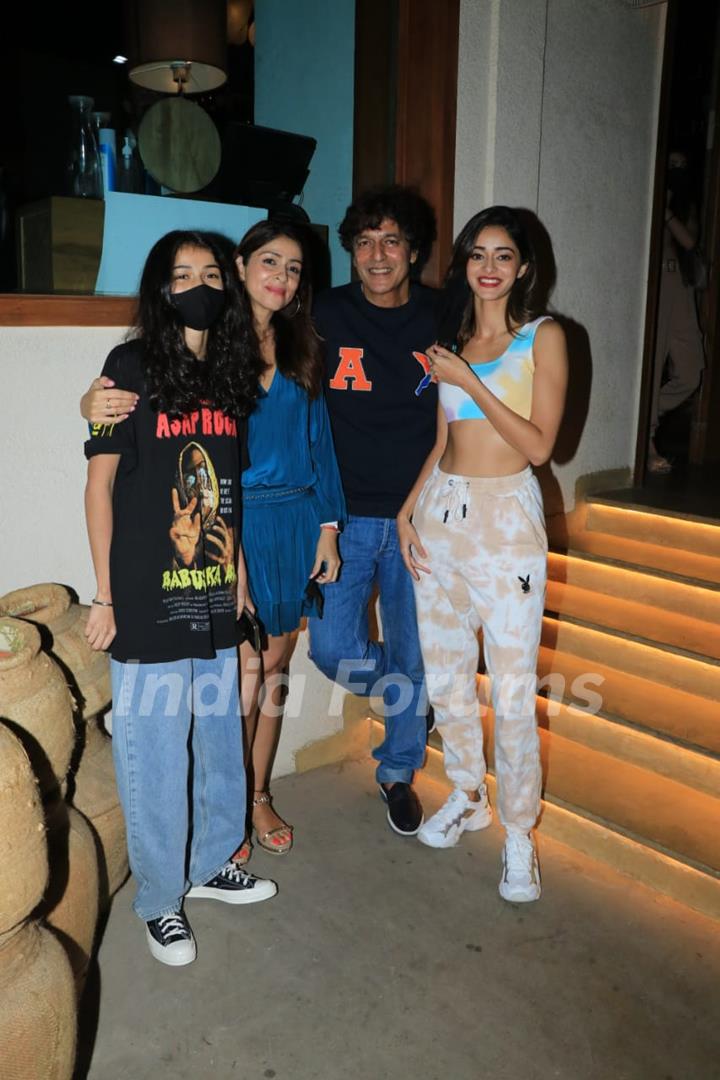 Ananya Panday with family at Bastian Worli