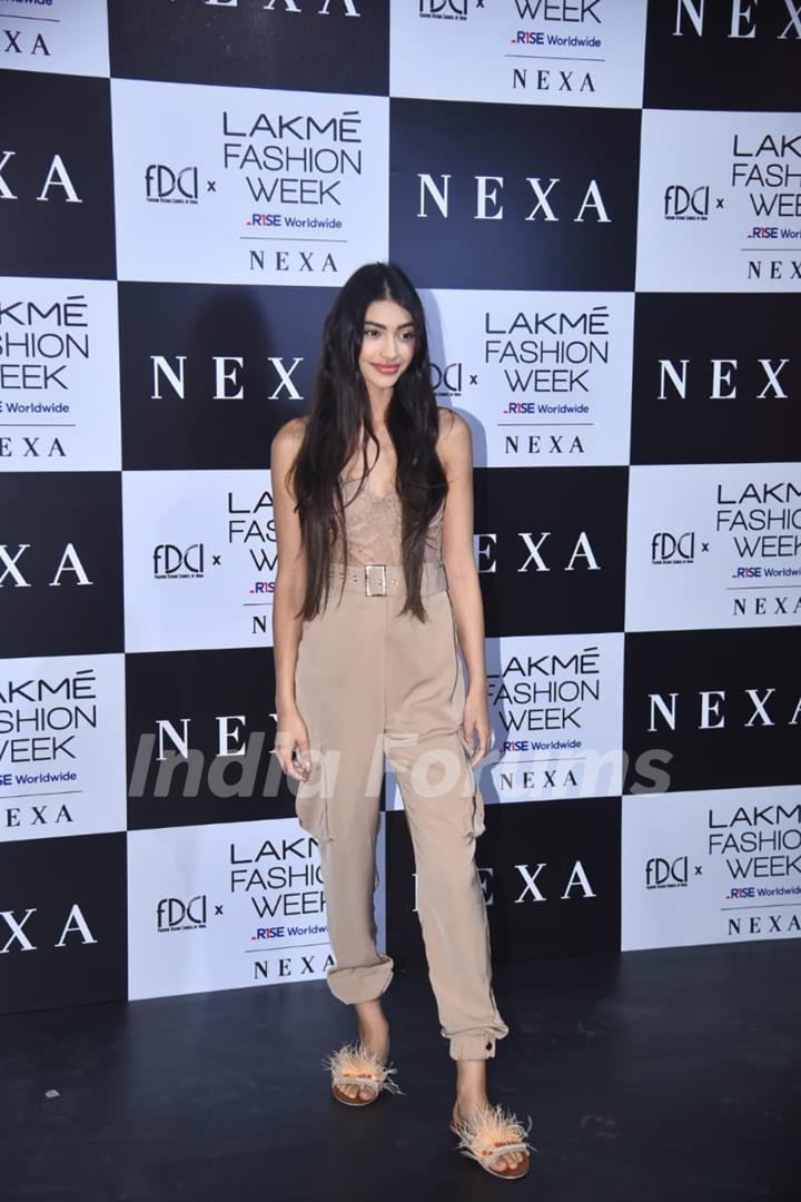 Alanna Panday at Lakme Fashion Week 2021!