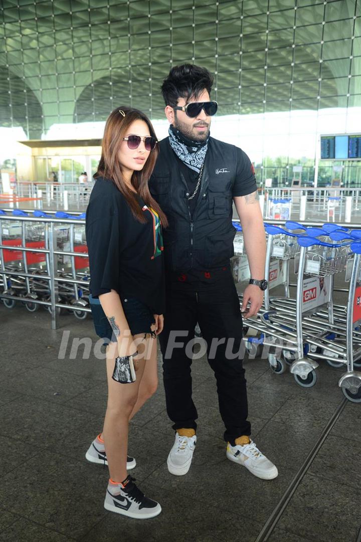 Paras Chhabra and Mahira Sharma snapped at airport