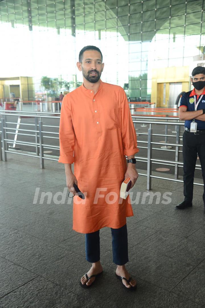 Vikrant Massey snapped at Airport