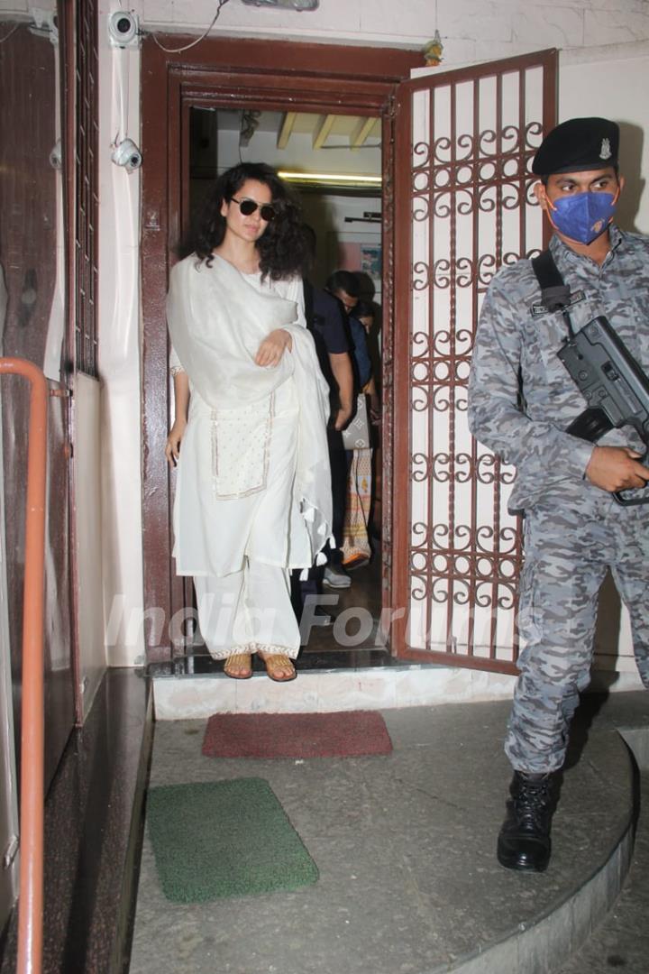 Kangana Ranaut snapped at dubbing studio