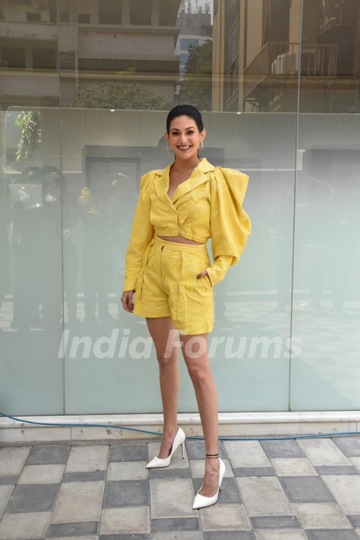 Amyra Dastur at Koi Jaane Na promotions 