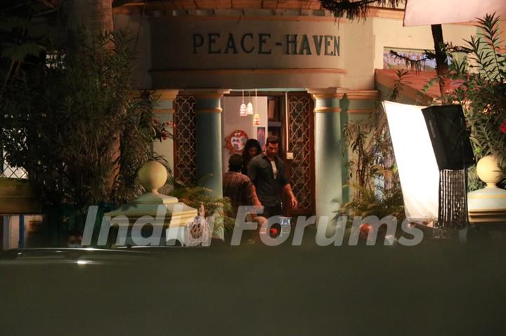 John Abraham and Disha Patani spotted at the sets of Ek Villain 2 in Bandra