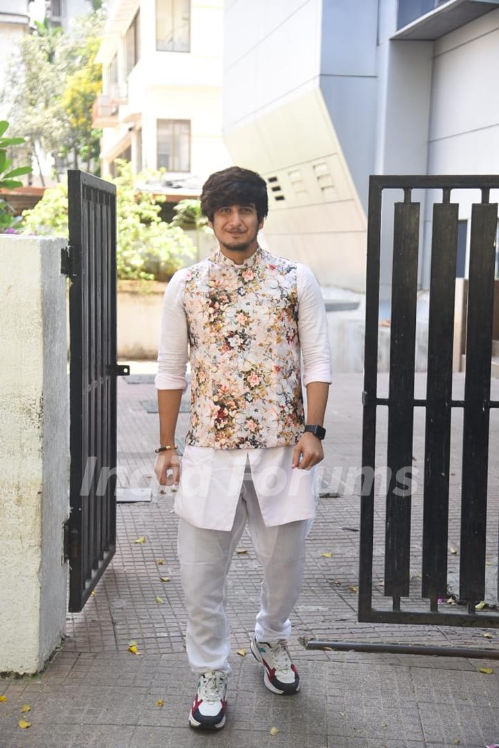 Bhavin Bhanushali snapped at a shoot in Andheri! 