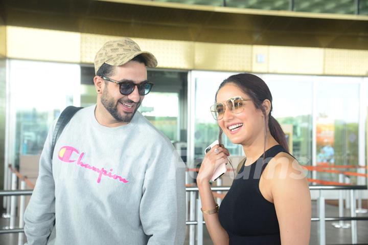 Aly Goni snapped with Jasmin Bhasin at airport