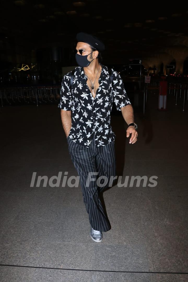 Ranveer Singh snapped at airport!