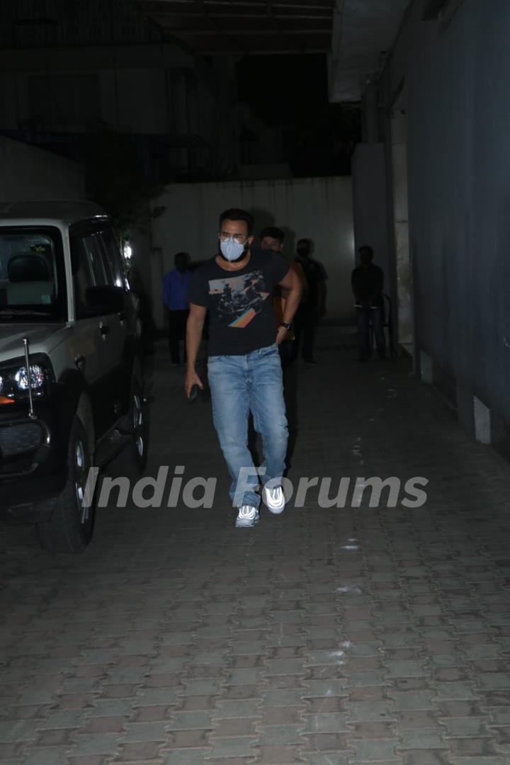 Saif Ali Khan snapped at Mahesh Bhatt's office, Bandra