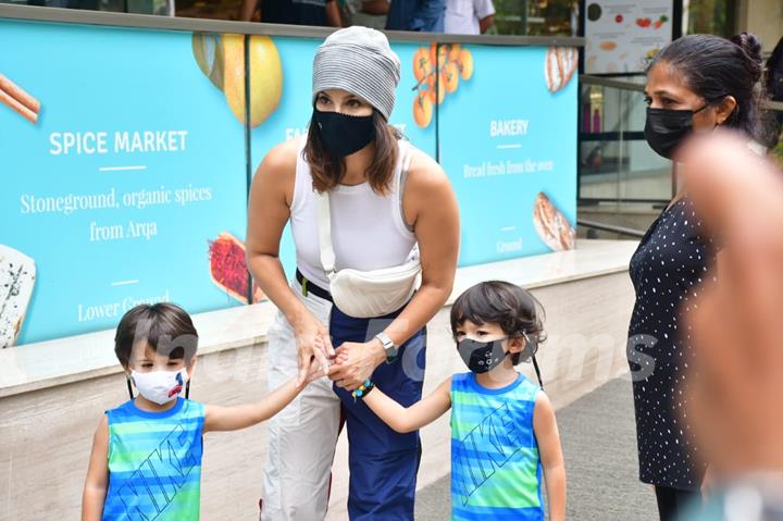 Sunny Leone spotted with kids at Food hall...