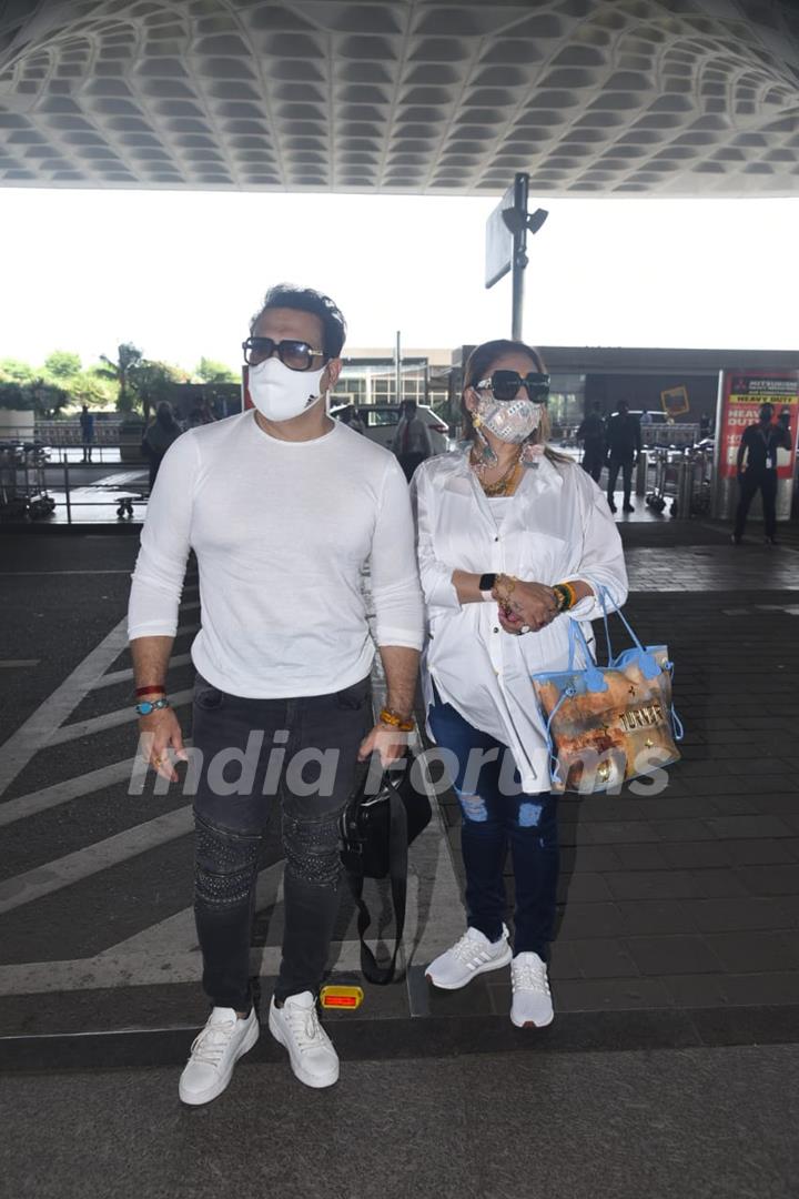 Govinda and his wife Sunita Ahuja spotted at airport as they leave for Kolkata!