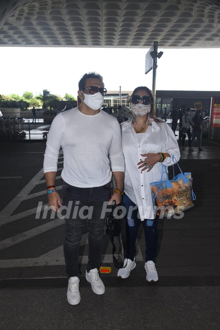 Govinda and his wife Sunita Ahuja spotted at airport as they leave for Kolkata!