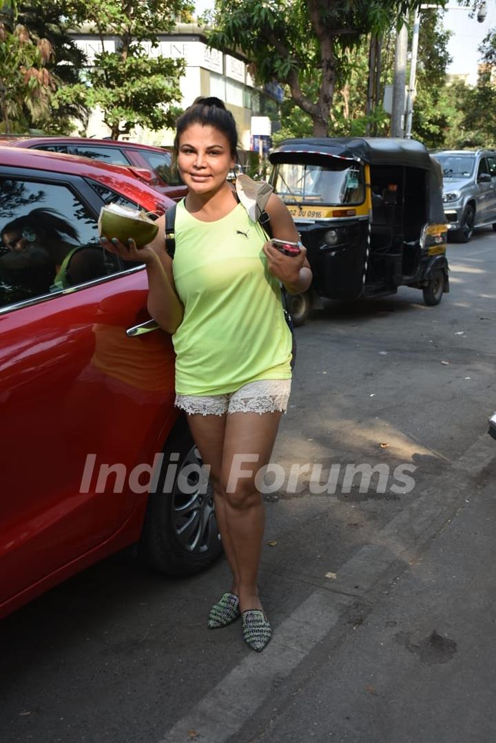 Rakhi Sawant snapped at Lokhandwala, Andheri